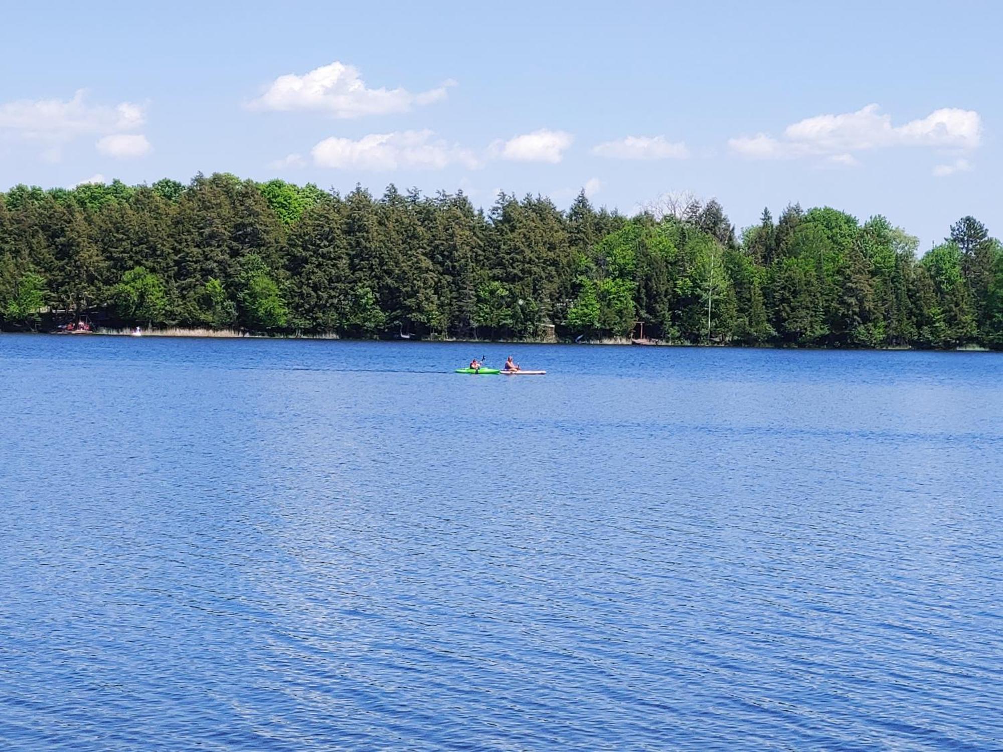 Lakeshore Motel Ice Lake Iron River Bagian luar foto